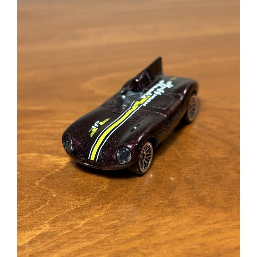 1997 Hot Wheels Racing Jaguar D-Type Metallic Dark Red Loose Diecast 1:64